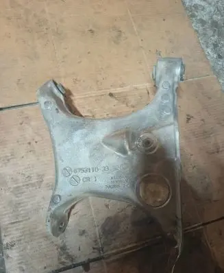 BMW 7 E65 E66 Rear upper control arm/wishbone 6753110