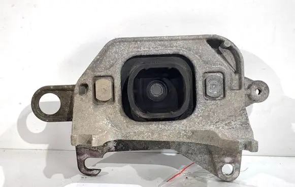 Renault Kadjar Engine mount vacuum valve 112221641R