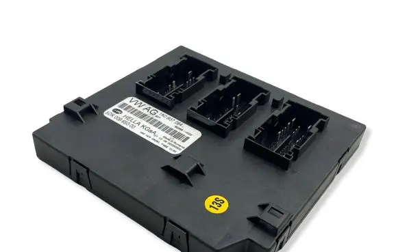 Volkswagen Golf VI Comfort/convenience module 1K0937084 00020000 5DK00965000