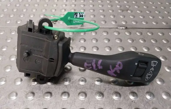 BMW 3 E46 Wiper control stalk S26383366 8363664M
