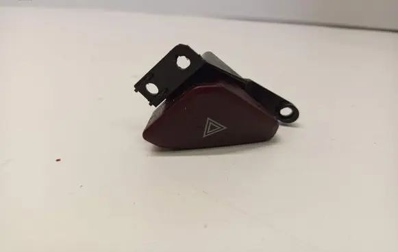 Mitsubishi Pajero Hazard light switch
