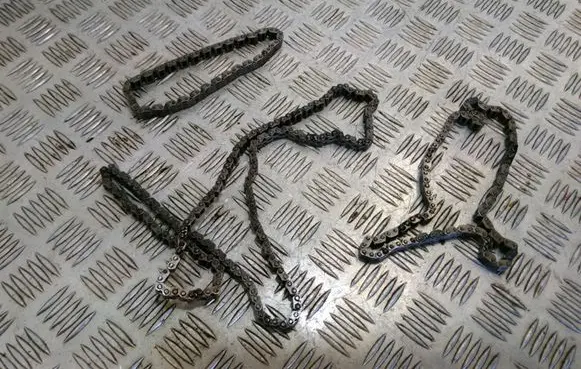 Volkswagen Golf VII Timing chain (engine) 