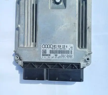 Audi A4 S4 B7 8E 8H Engine control unit/module 8E1910115A 0261S02463