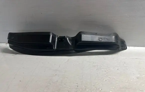 Volvo S90, V90 Fender end trim 31688207
