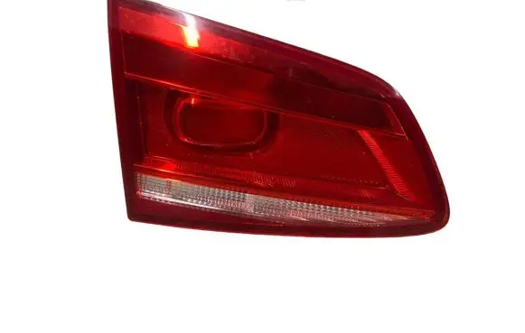 Volkswagen PASSAT B7 Tailgate rear/tail lights 3AF945093M