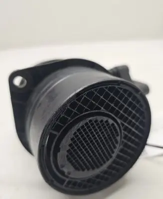 Volkswagen Touran I Mass air flow meter 074906461B