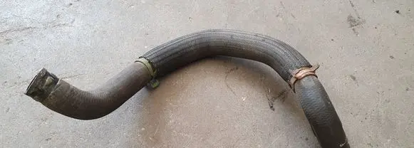 Renault Megane III Engine coolant pipe/hose