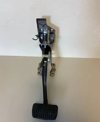 Subaru Outback (BT) Brake pedal 