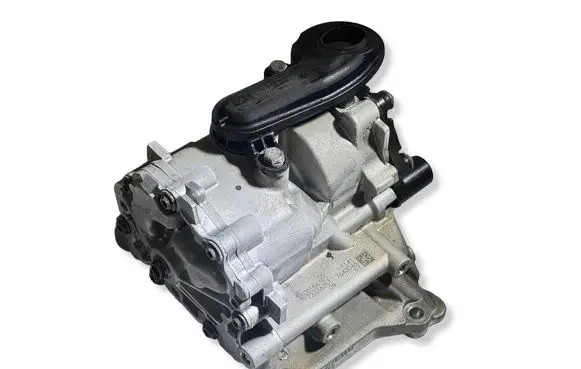 BMW 3 F30 F35 F31 Oil pump 7643046