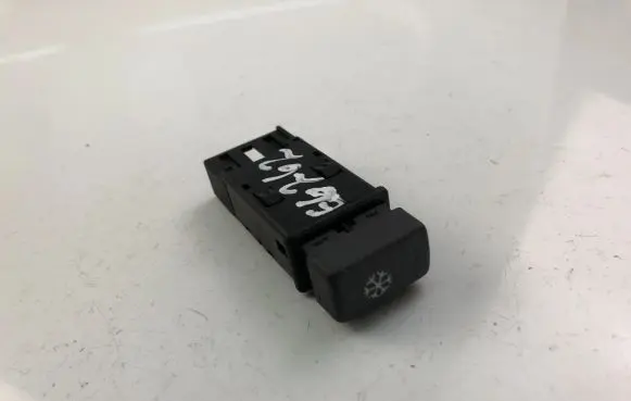 Other switches/knobs/shifts