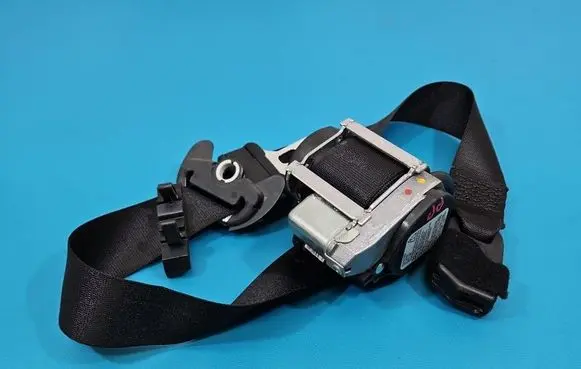 Fiat Tipo Front seatbelt 7356954280 IMPRK1597075