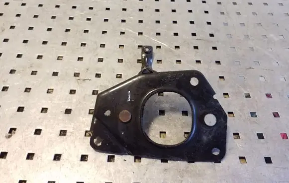 Peugeot 3008 I Other engine bay part 9682731880