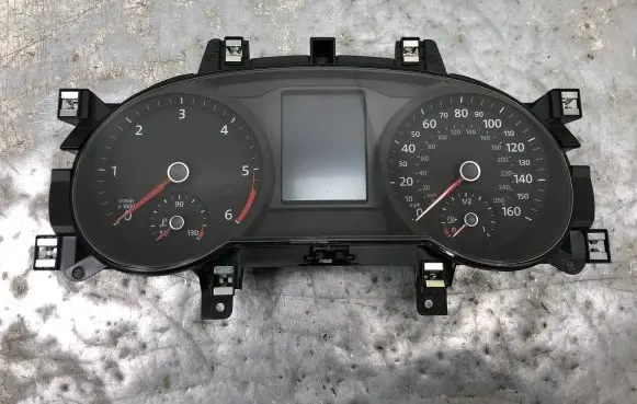 Volkswagen PASSAT B8 Speedometer (instrument cluster) 3G0920941