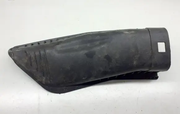BMW 7 E65 E66 Air filter box cover 13717789109