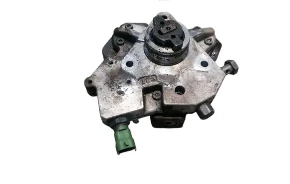 Volvo XC70 Fuel injection high pressure pump 0445010111 30756125