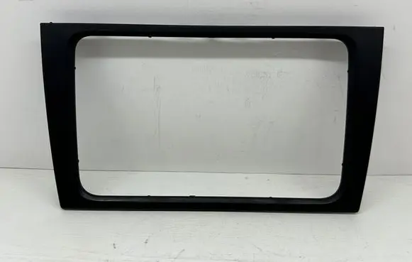 Volkswagen Golf Plus Radio/GPS head unit trim 5K0858063E