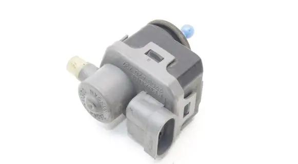 Nissan Qashqai Headlight level adjustment motor 00787843