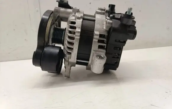 Subaru Forester SK Generator/alternator 23700AB080
