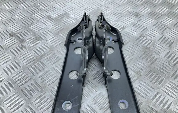 Audi A7 S7 4G Engine bonnet/hood hinges 4G8823301E 4G8823302E