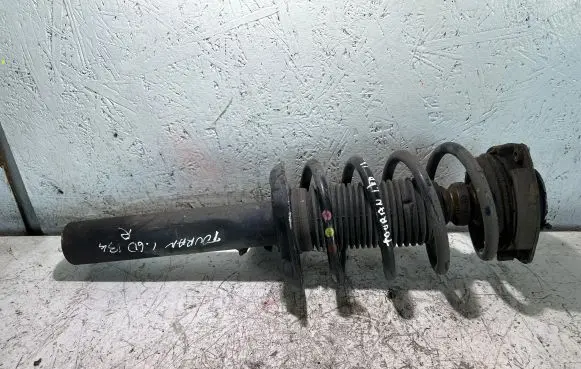 Volkswagen Touran II Front shock absorber/damper