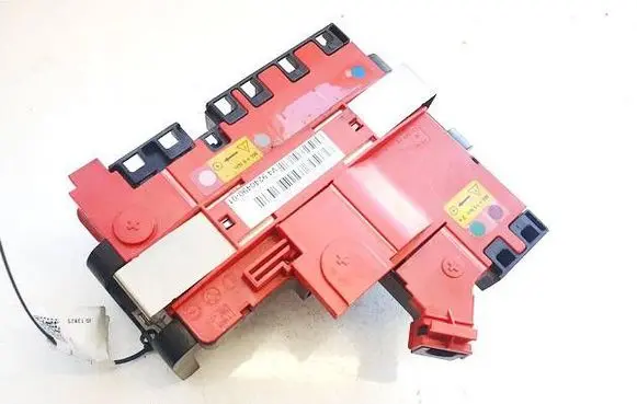 BMW 5 F10 F11 Positive cable (battery) 69739310 6114924049001