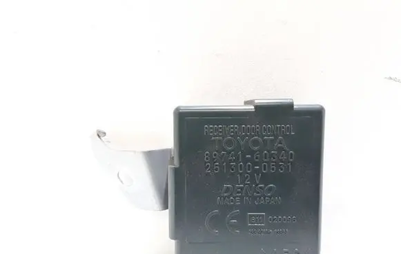 Toyota Land Cruiser (J120) Door central lock control unit/module 8974160340
