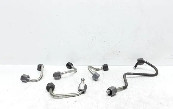 Ford Mondeo MK IV Fuel injector supply line/pipe 