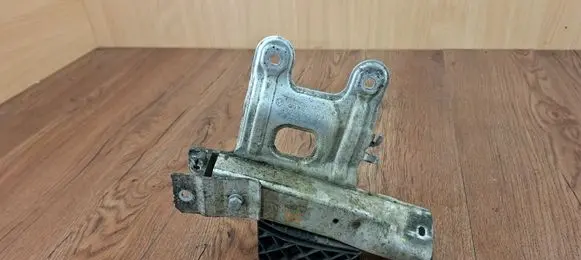 BMW 3 F30 F35 F31 Radiator support slam panel bracket 51117266194 10031013 7266194