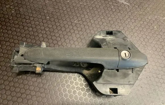 Mercedes-Benz Sprinter W906 Front door exterior handle A9067600935