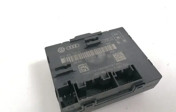 Audi A5 8T 8F Door control unit/module 8T0959795N