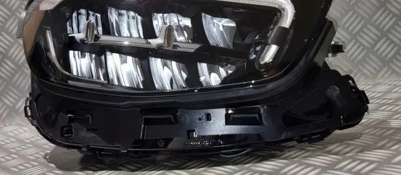 Mercedes-Benz E W213 Headlight/headlamp A2139067609