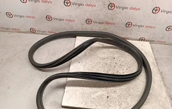 Rubber seal rear door