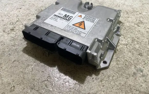 Subaru Outback Engine control unit/module 22611AP590 2758009241