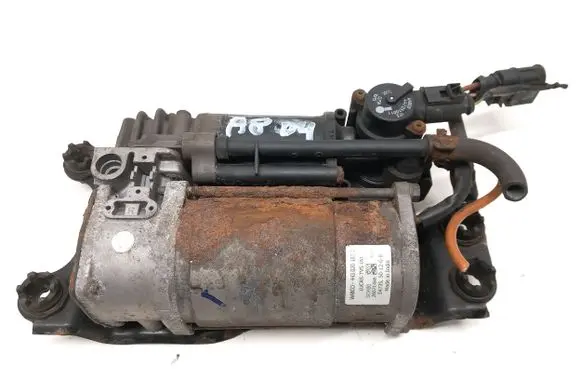 Audi A8 S8 D4 4H Air suspension compressor/pump 4H0616005C 41540341