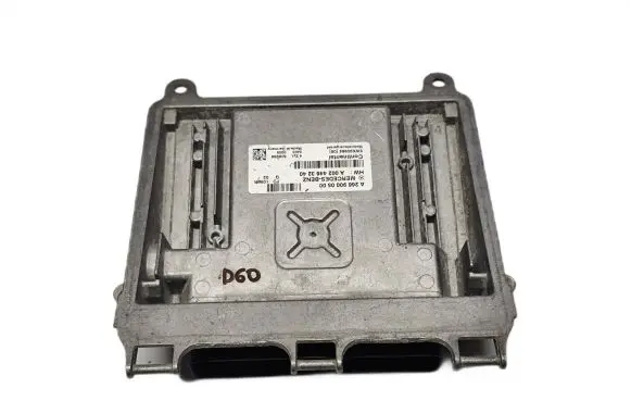 Mercedes-Benz B W245 Engine control unit/module ECU A2669000500 5WK90984 A0024463240