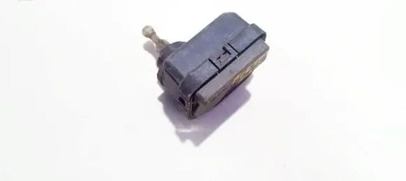 Headlight level adjustment motor