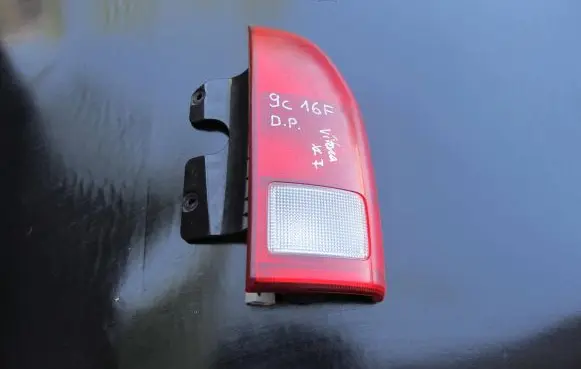 Suzuki XL7 I Rear/tail lights 13232080