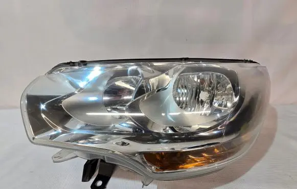 Citroen C4 II Headlight/headlamp 9687308280