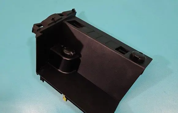 Toyota RAV 4 (XA40) 12 V Socket (front) 55433-42031 IMPRK1484978