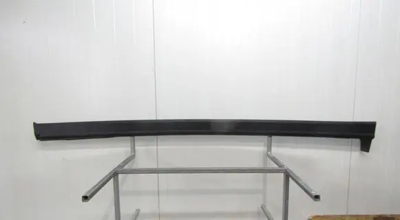 Front sill (body part)