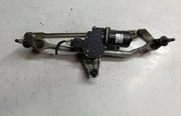 Audi Q2 - Front wiper linkage and motor 81B955119 81B955023A