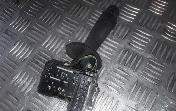 Renault Espace - Grand espace IV Wiper control stalk 8200012244
