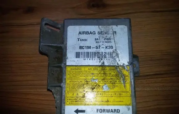 Mazda 323 Airbag control unit/module bc1m57k30