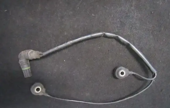 BMW X5 E53 Detonation knock sensor 0258005109 1709317