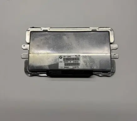 BMW 5 F10 F11 Suspension control unit/module 6858401