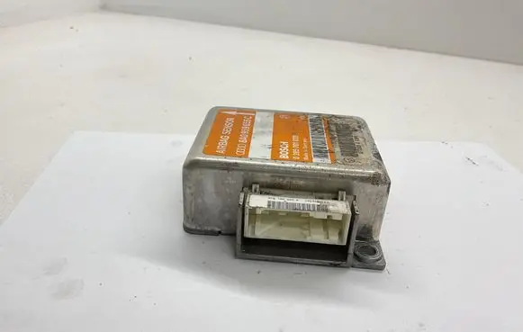 Audi A6 S6 C4 4A Airbag control unit/module 8A0959655C 0285001038
