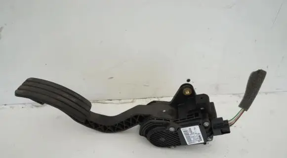 Renault Laguna III Accelerator throttle pedal 0280755085