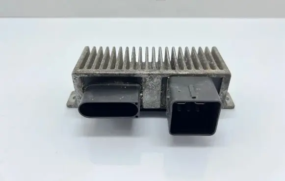 Renault Master III Glow plug pre-heat relay 8200558438A RCS812