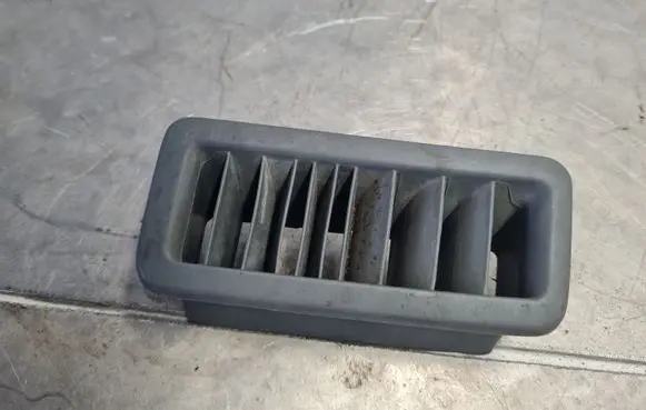 Volkswagen Transporter - Caravelle T4 Dashboard side air vent grill/cover trim 701819071
