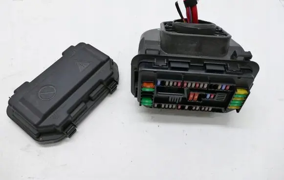 BMW 1 F20 F21 Fuse box set